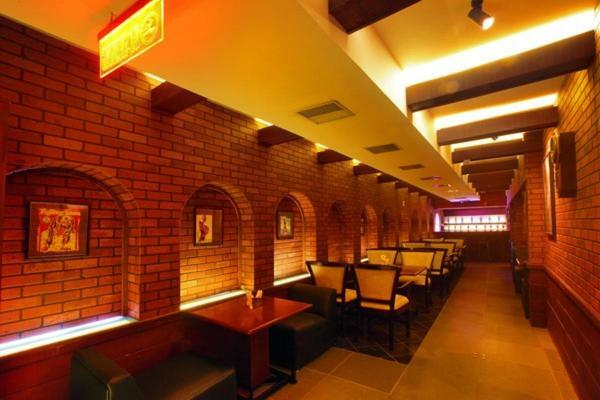 Jk Park Residency Hotel Канур Екстериор снимка